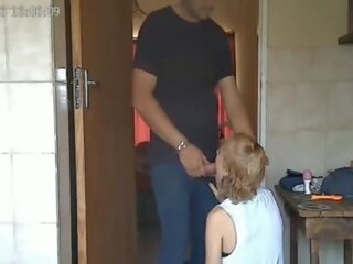 Camara espia &colon;caught mi marido infiel con la 18 año viejo damisela ¡siguiente puerta