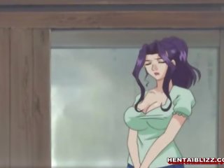 Mamma giapponese hentai prende spremuto suo bigboobs